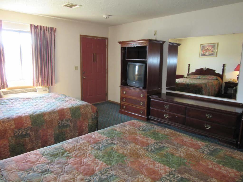 ويتشيتا Western Holiday Motel المظهر الخارجي الصورة