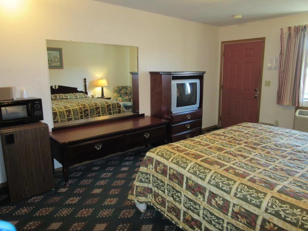 ويتشيتا Western Holiday Motel المظهر الخارجي الصورة